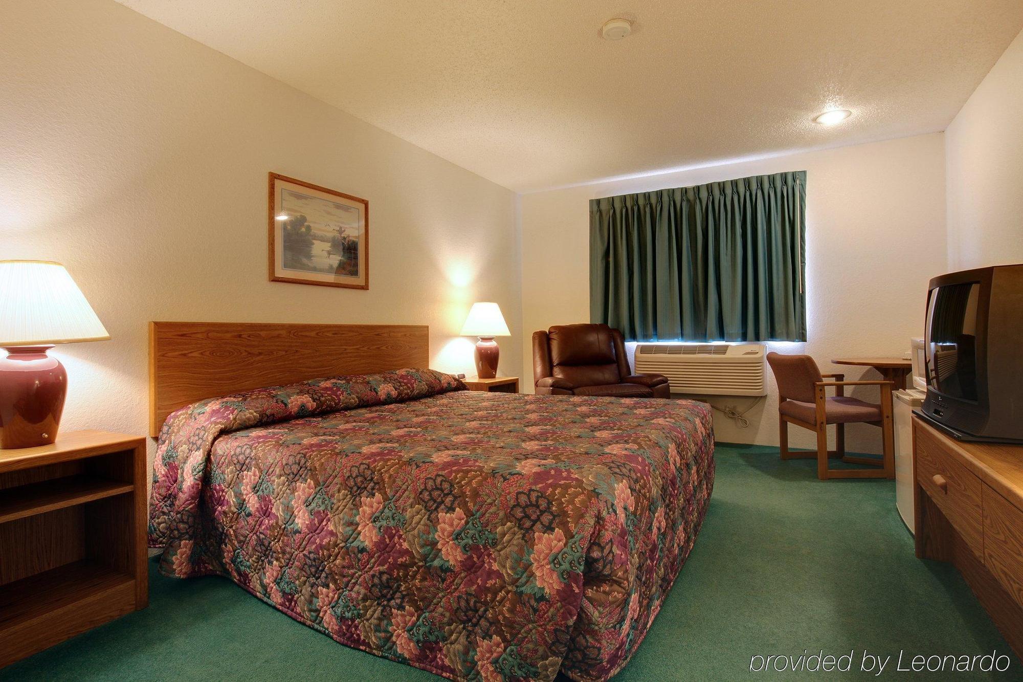 Americas Best Value Inn & Suites Cassville Roaring River Pokoj fotografie