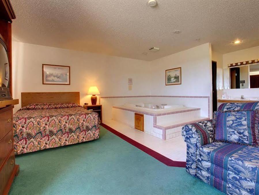 Americas Best Value Inn & Suites Cassville Roaring River Exteriér fotografie